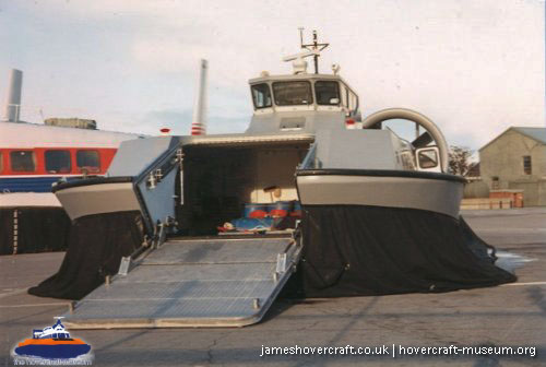 Military Hovercraft  -  (credit: The <a href='http://www.hovercraft-museum.org/' target='_blank'>Hovercraft Museum Trust</a>).